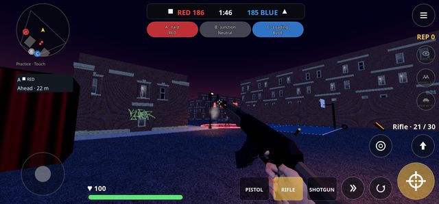 Gameplay: gunfight in the Yard